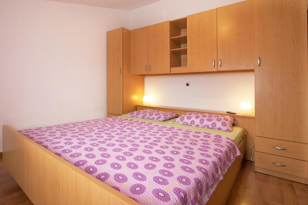 Apartments Ava Poreč Exterior foto