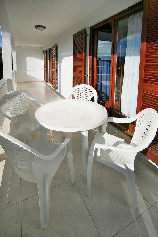 Apartments Ava Poreč Exterior foto