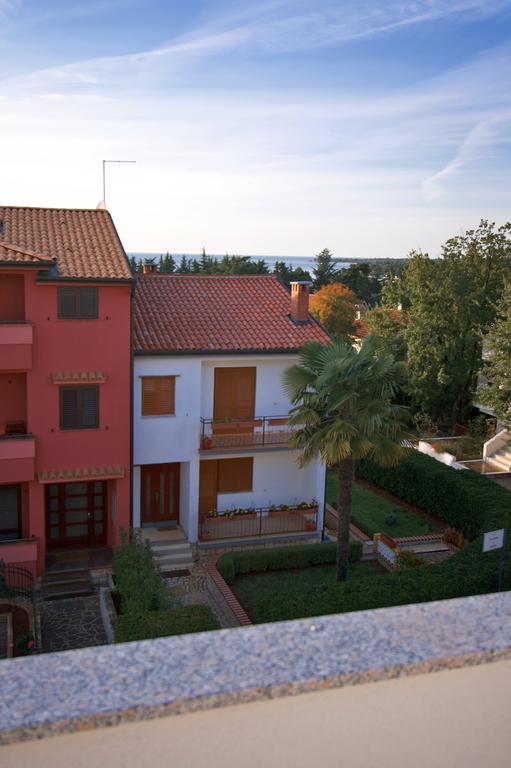 Apartments Ava Poreč Exterior foto